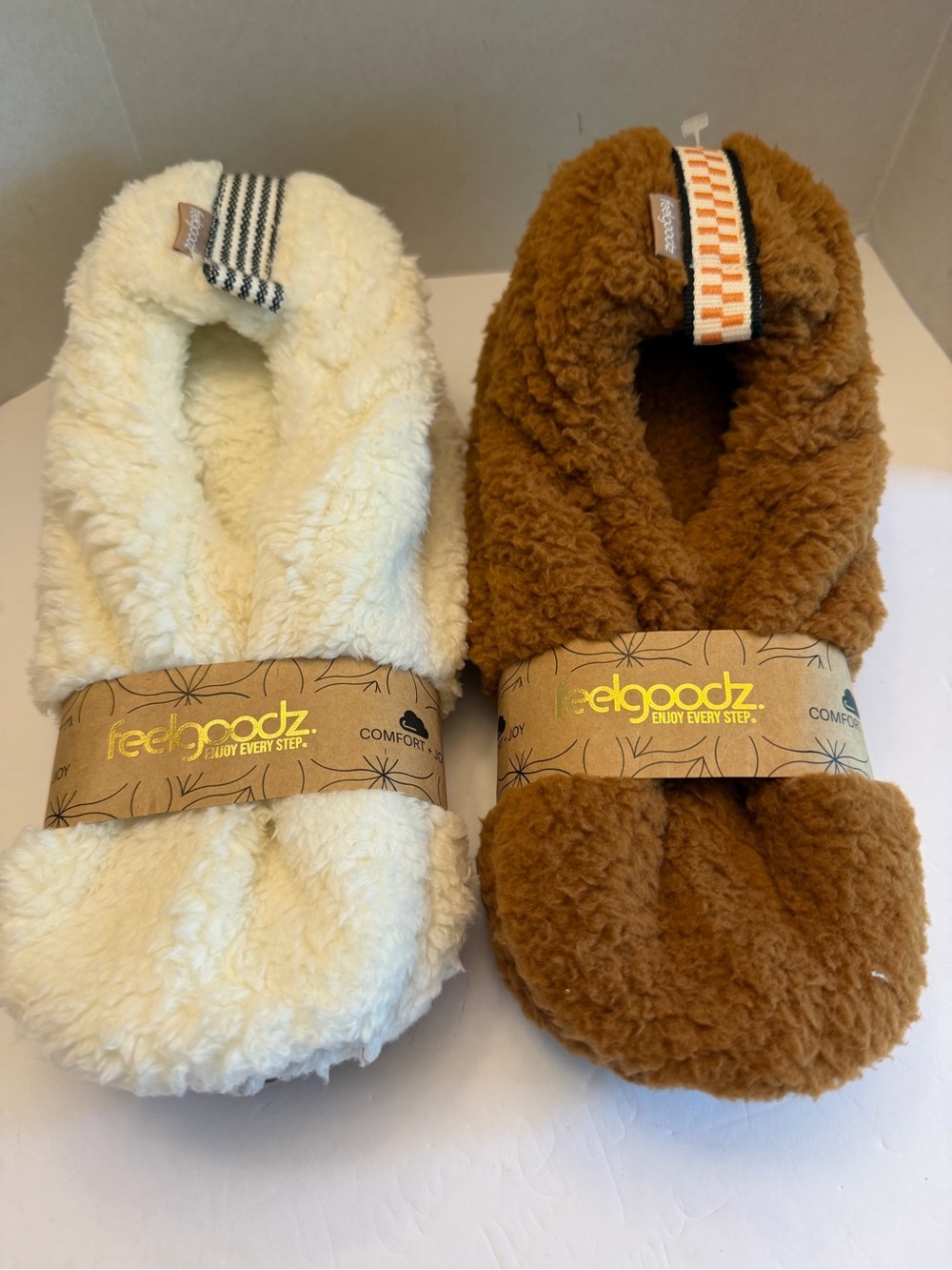 feelgoodz Aurora Sherpa Slippers - Cream Or Brown Size 7 - 9